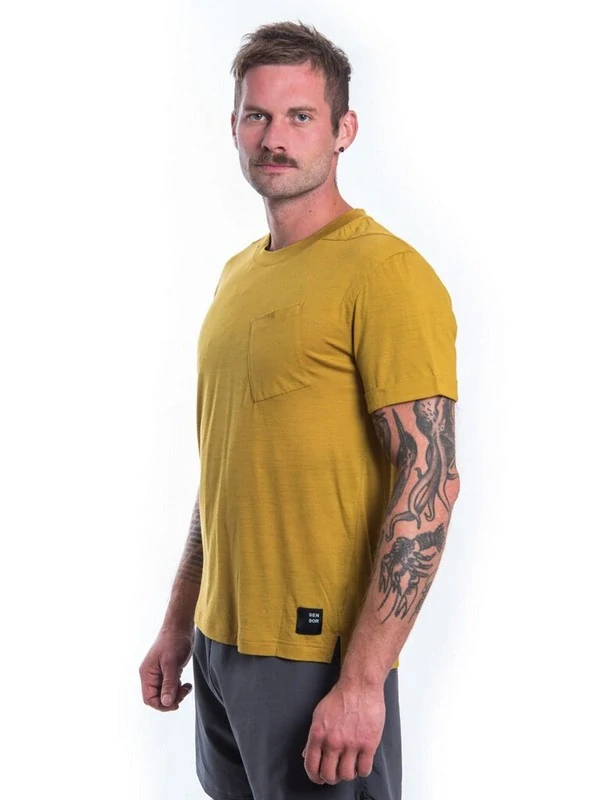 MERINO AIR SENSOR TRAVELLER - pánské tričko s krátkým rukávem, mustard