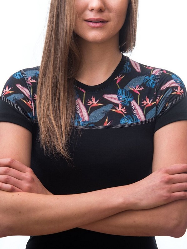 MERINO IMPRESS SENSOR - dámské triko, krátký rukáv, ČERNÁ/FLORAL